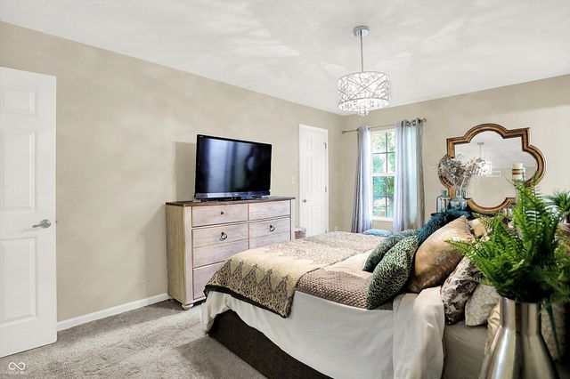 340 Seabreeze Circle, Avon, IN 46123