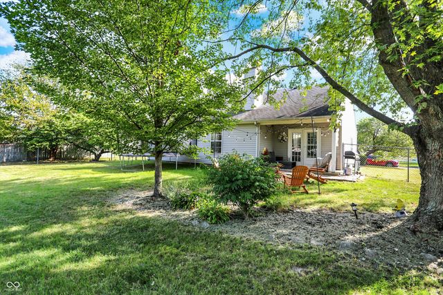 340 Seabreeze Circle, Avon, IN 46123