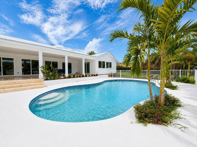 5297 SW Anhinga Avenue, Palm City, FL 34990