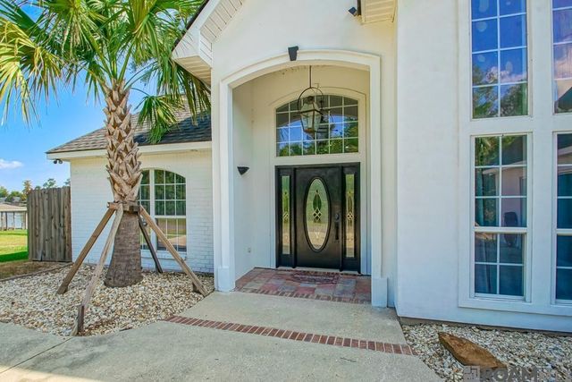 11964 River Highlands, St Amant, LA 70774