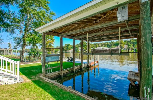 11964 River Highlands, St Amant, LA 70774