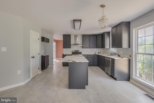 1004 PEMBRIDGE CT, Bowie, MD 20716