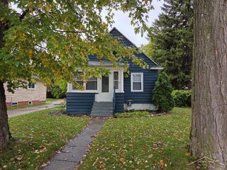 1917 Court Street, Saginaw, MI 48602