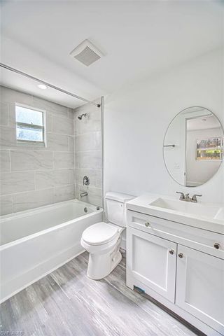 226 Fairweather LN, Fort Myers Beach, FL 33931