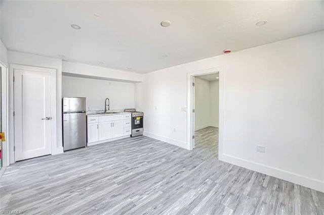 226 Fairweather LN, Fort Myers Beach, FL 33931