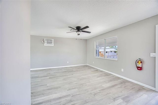 226 Fairweather LN, Fort Myers Beach, FL 33931