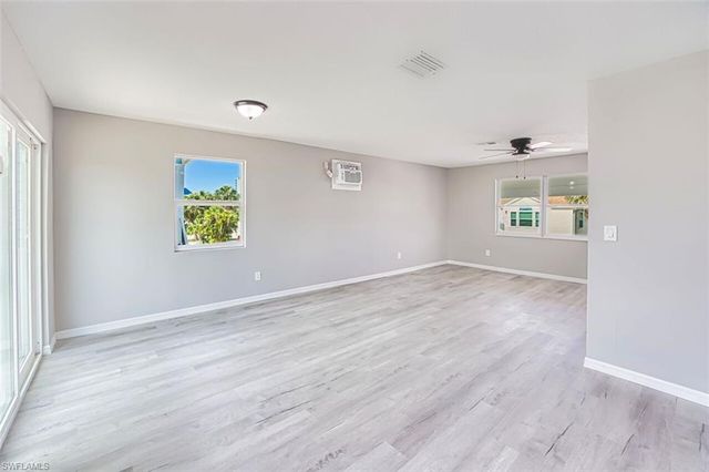 226 Fairweather LN, Fort Myers Beach, FL 33931