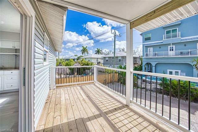 226 Fairweather LN, Fort Myers Beach, FL 33931