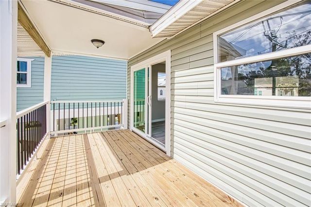 226 Fairweather LN, Fort Myers Beach, FL 33931