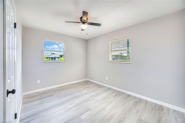 226 Fairweather LN, Fort Myers Beach, FL 33931