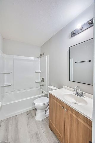 226 Fairweather LN, Fort Myers Beach, FL 33931