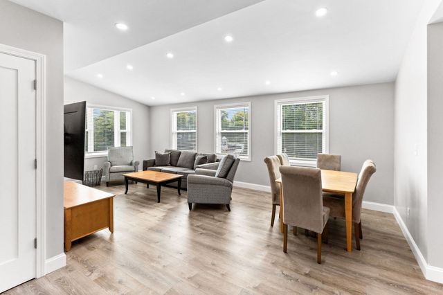 188 Page St, Avon, MA 02322