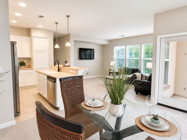48 S Curioso St, Mountain House, CA 95391