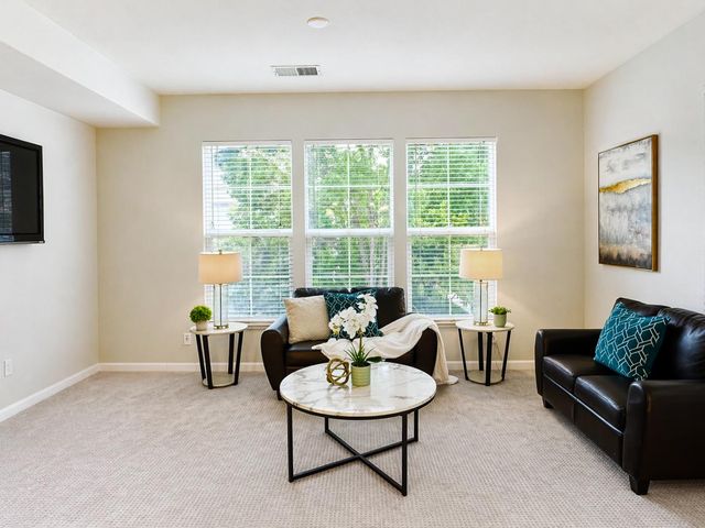 48 S Curioso St, Mountain House, CA 95391