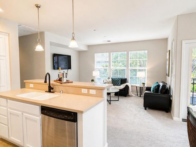 48 S Curioso St, Mountain House, CA 95391