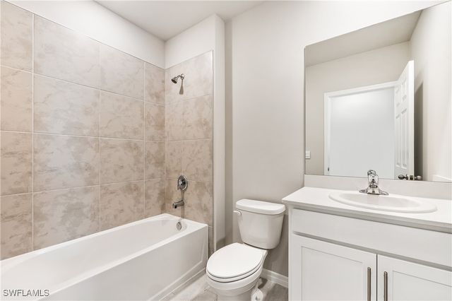 1192 BROOKLANDS DR, Fort Myers, FL 33905