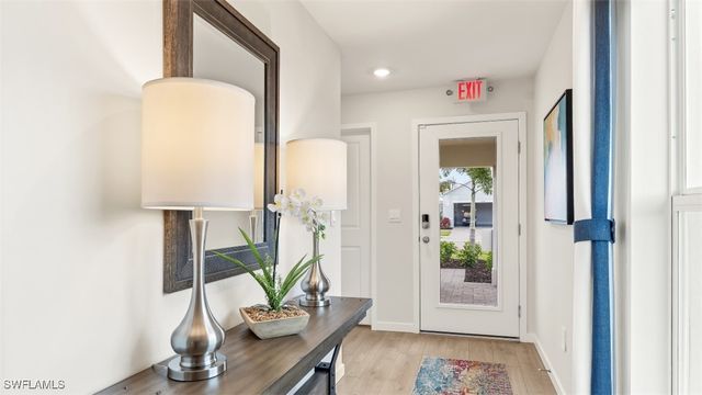 1192 BROOKLANDS DR, Fort Myers, FL 33905