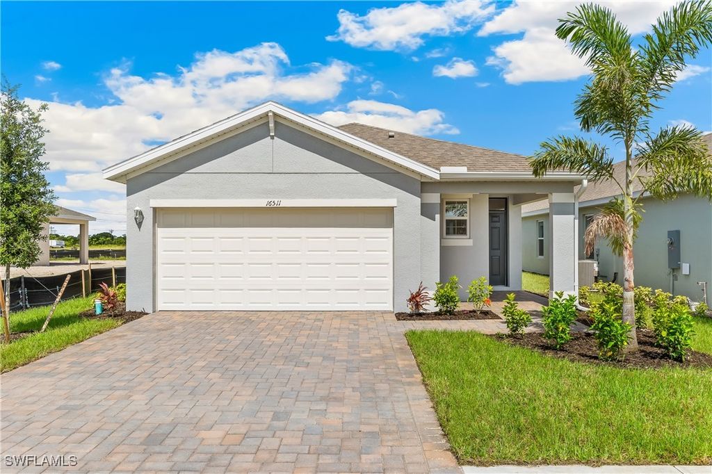 1192 BROOKLANDS DR, Fort Myers, FL 33905