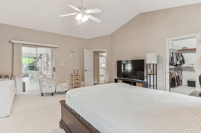 5371 Stafford Cir, Pace, FL 32571