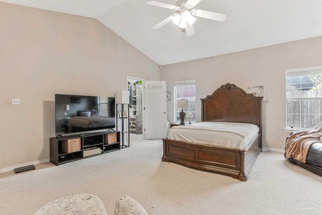 5371 Stafford Cir, Pace, FL 32571