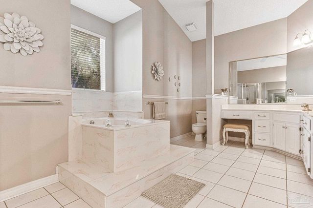 5371 Stafford Cir, Pace, FL 32571