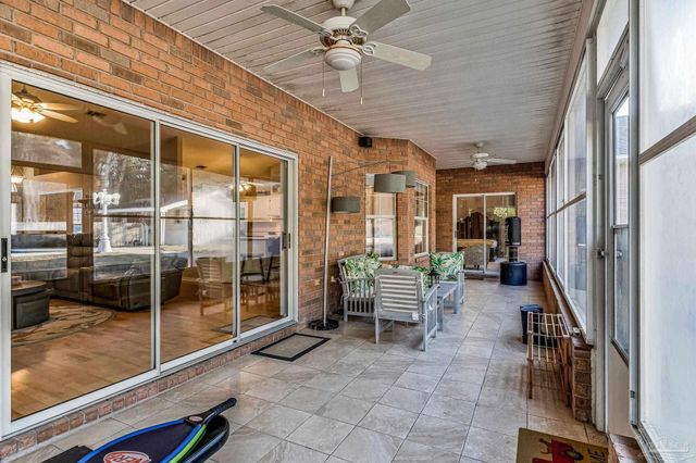 5371 Stafford Cir, Pace, FL 32571