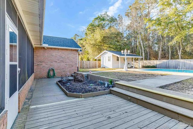 5371 Stafford Cir, Pace, FL 32571