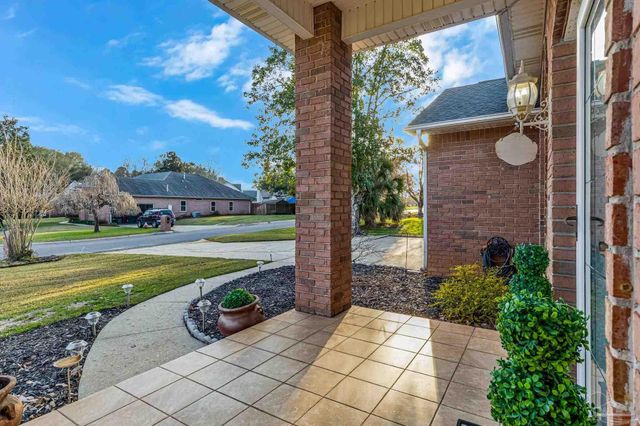 5371 Stafford Cir, Pace, FL 32571