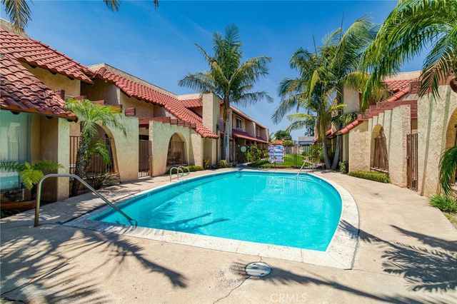 9741 Acacia Avenue 12, Garden Grove, CA 92841