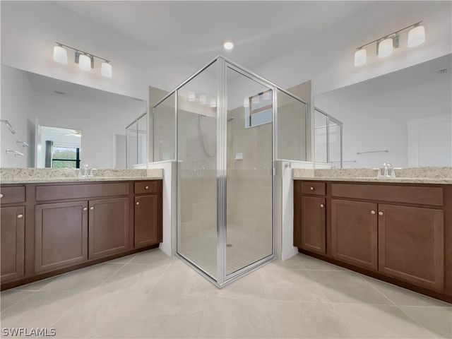 3198 Altimira DR, Fort Myers, FL 33905