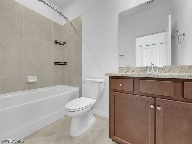 3198 Altimira DR, Fort Myers, FL 33905