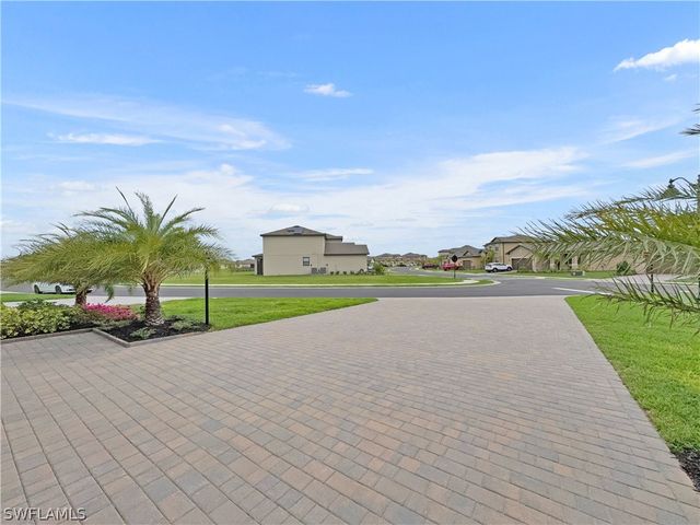 3198 Altimira DR, Fort Myers, FL 33905