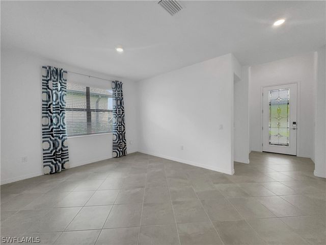 3198 Altimira DR, Fort Myers, FL 33905