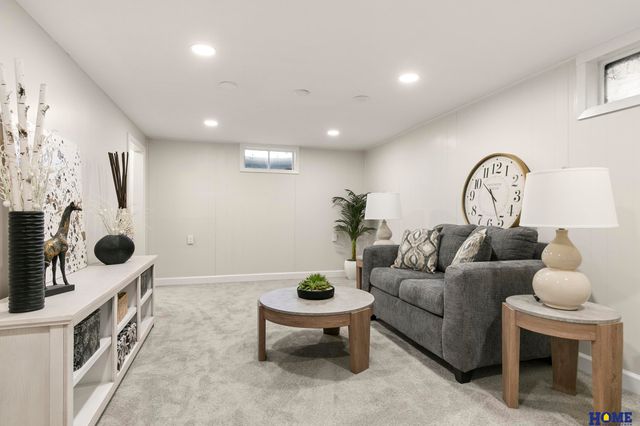 4341 S 45th Street, Lincoln, NE 68516