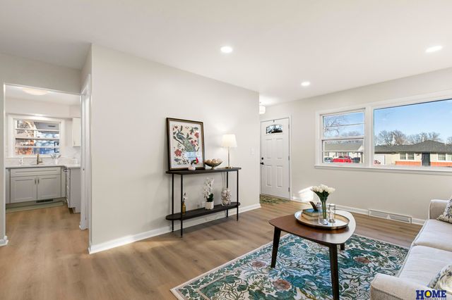 4341 S 45th Street, Lincoln, NE 68516