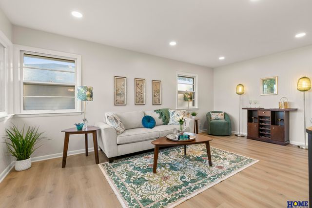 4341 S 45th Street, Lincoln, NE 68516