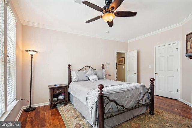 43074 OLD GALLIVAN TER, Ashburn, VA 20147