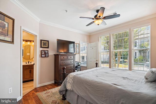 43074 OLD GALLIVAN TER, Ashburn, VA 20147