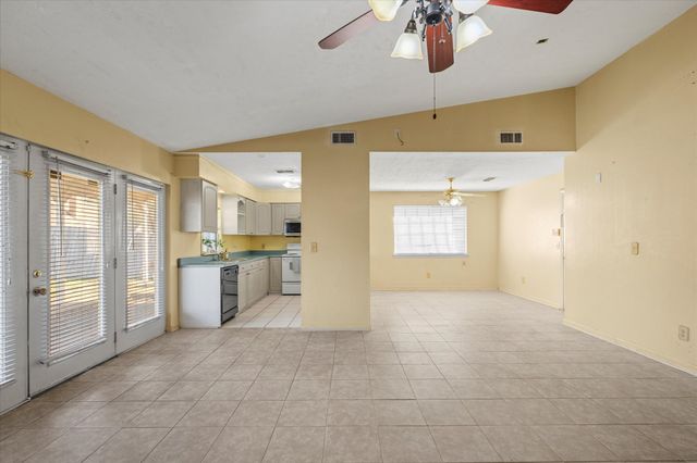 402 Wellington Court, Shreveport, LA 71115