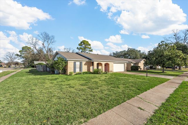 402 Wellington Court, Shreveport, LA 71115