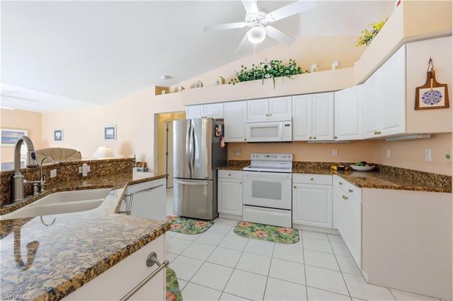 4406 25th CT, Cape Coral, FL 33914