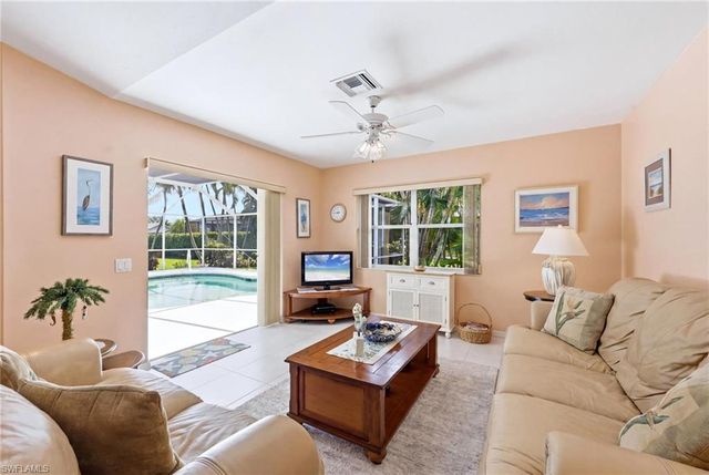 4406 25th CT, Cape Coral, FL 33914