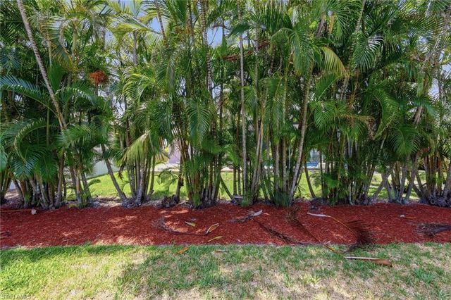 4406 25th CT, Cape Coral, FL 33914