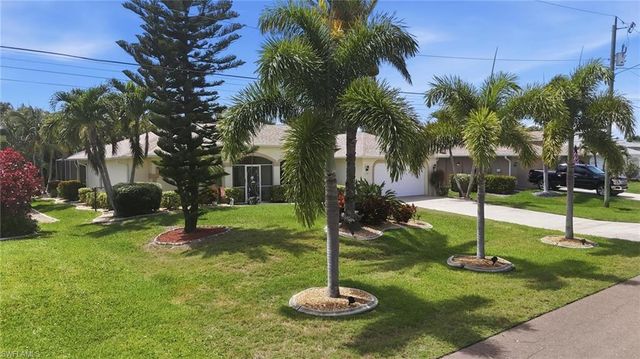 4406 25th CT, Cape Coral, FL 33914