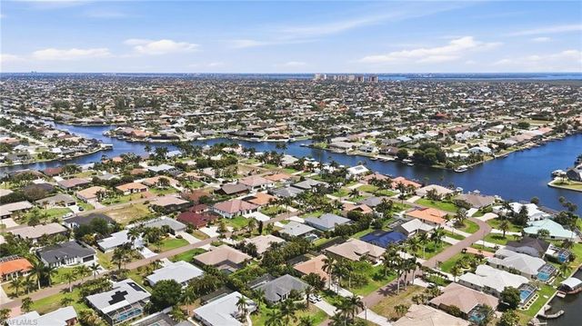 4406 25th CT, Cape Coral, FL 33914
