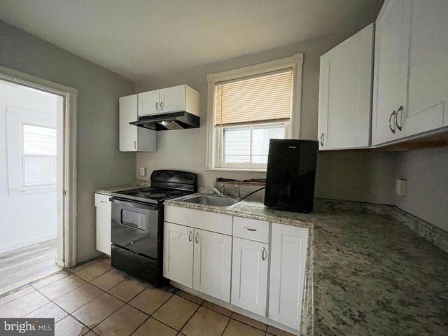 231 W ALBANUS ST, Philadelphia, PA 19120