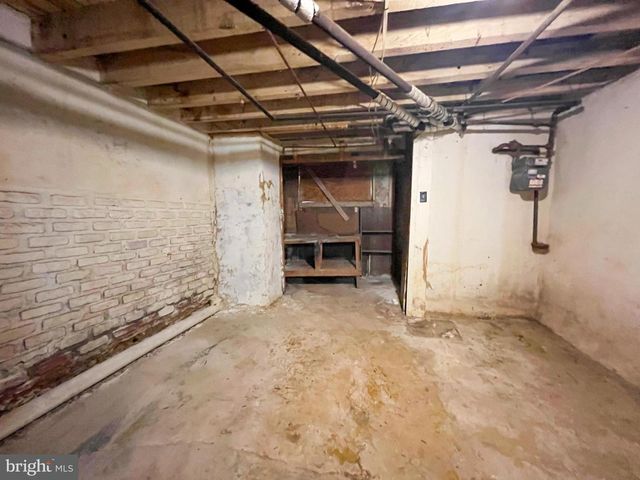 231 W ALBANUS ST, Philadelphia, PA 19120