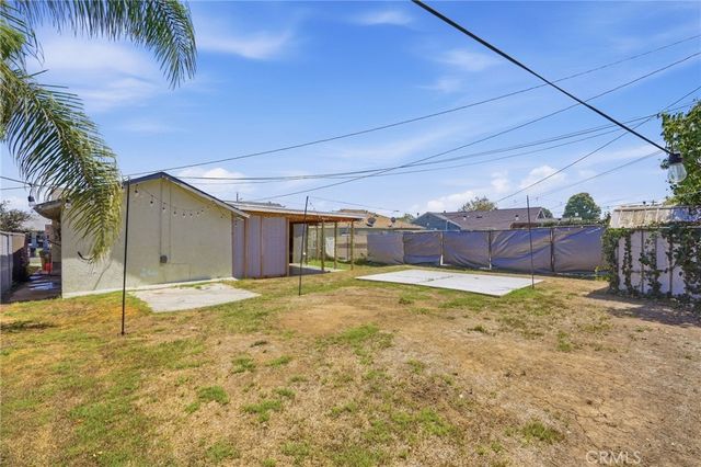 725 S Taper, Compton, CA 90220