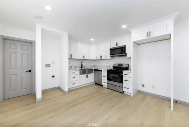 10 W Trafford Street, Long Beach, CA 90805