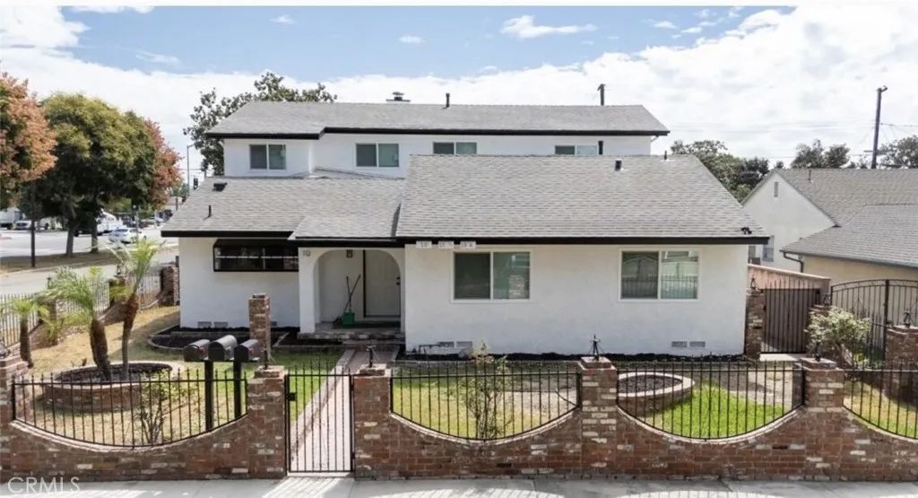 10 W Trafford Street, Long Beach, CA 90805